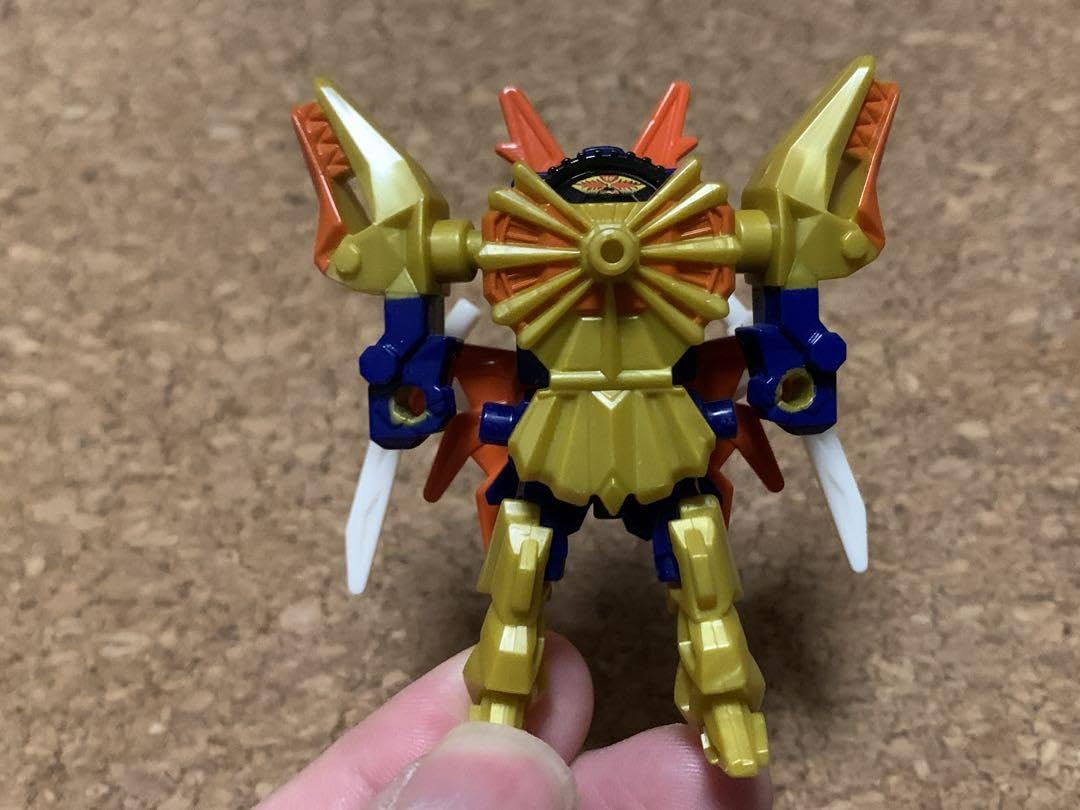 Amazon.co.jp: 侍戦隊シンケンジャー カプセル全侍合体 サムライ